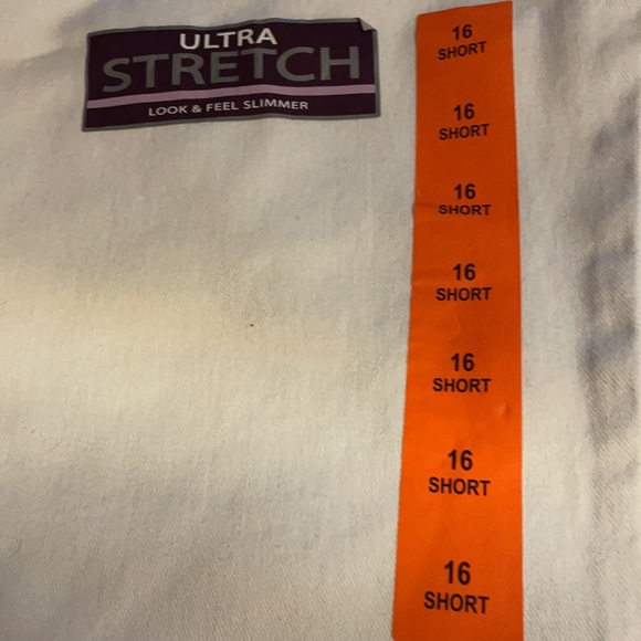 NWT Gloria Vanderbilt denim - Picture 2 of 11